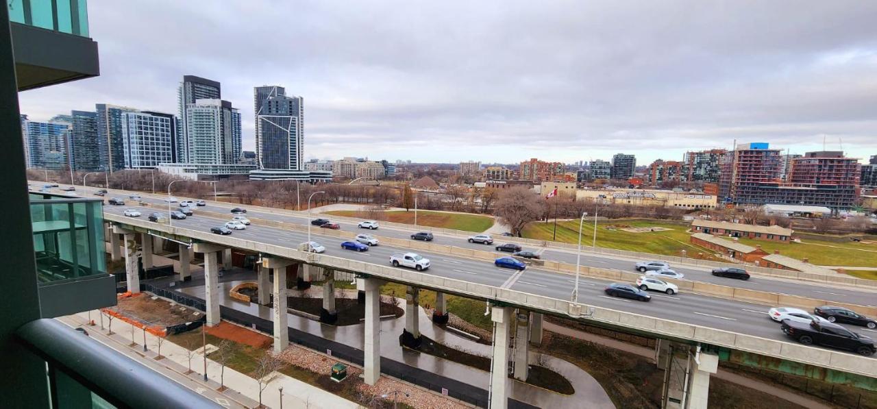 Lakefront Living Downtown Toronto - Free Parking, Gym, Indoor Pool Bagian luar foto
