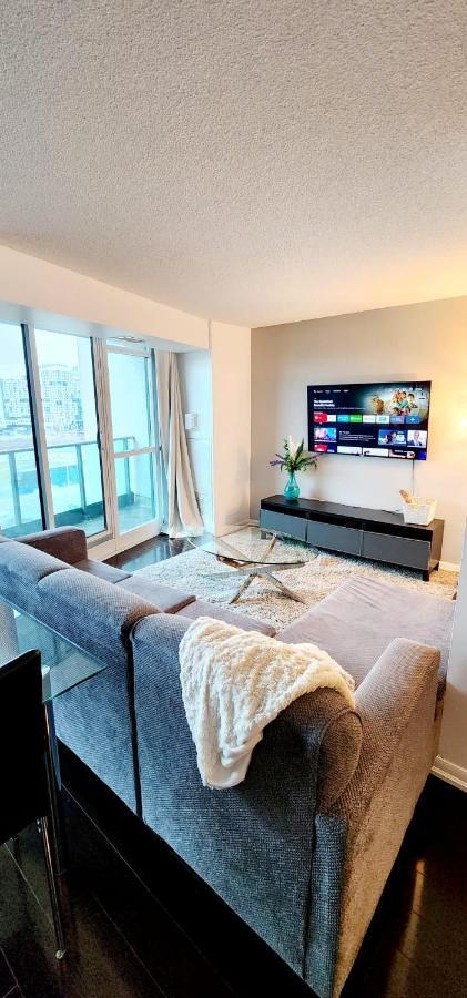 Lakefront Living Downtown Toronto - Free Parking, Gym, Indoor Pool Bagian luar foto