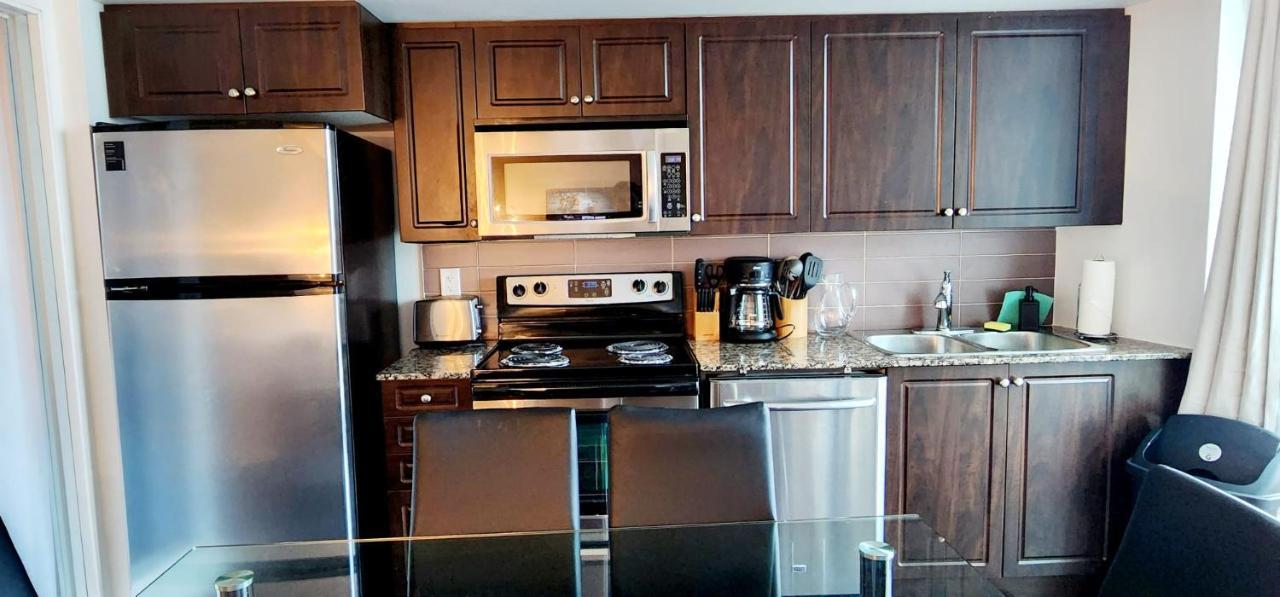 Lakefront Living Downtown Toronto - Free Parking, Gym, Indoor Pool Bagian luar foto