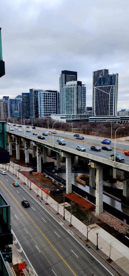 Lakefront Living Downtown Toronto - Free Parking, Gym, Indoor Pool Bagian luar foto